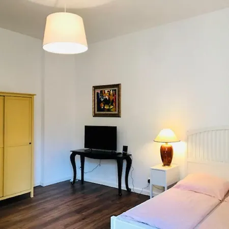 Apartment Hausburg Berlin