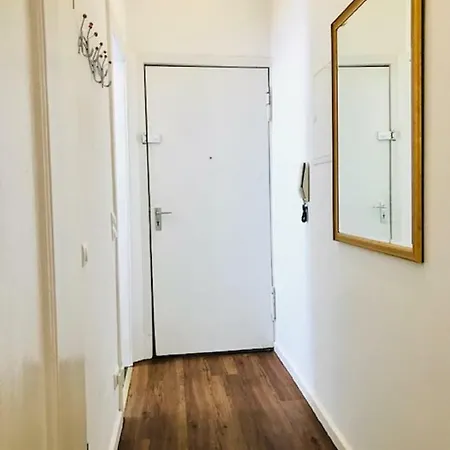 Hausburg Apartment *