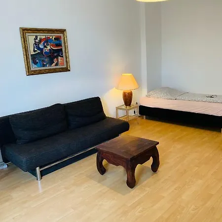 Hausburg Berlin